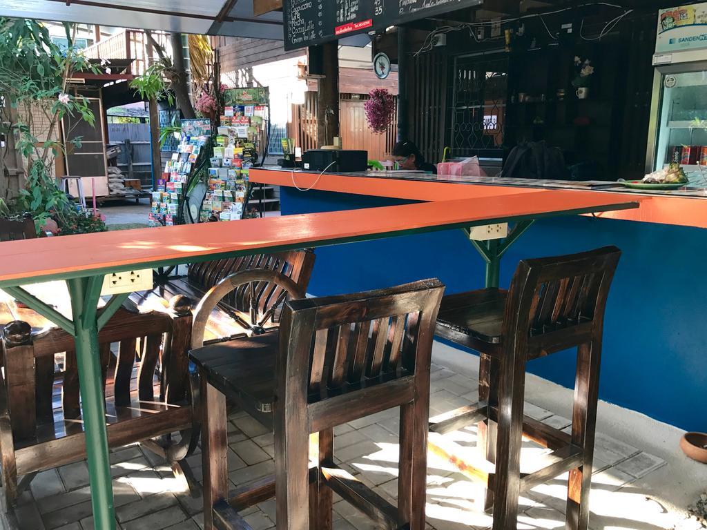 Siriwan Hostel Chiang Mai Extérieur photo
