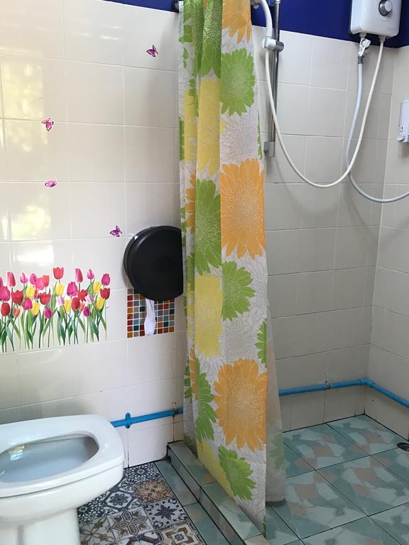 Siriwan Hostel Chiang Mai Extérieur photo