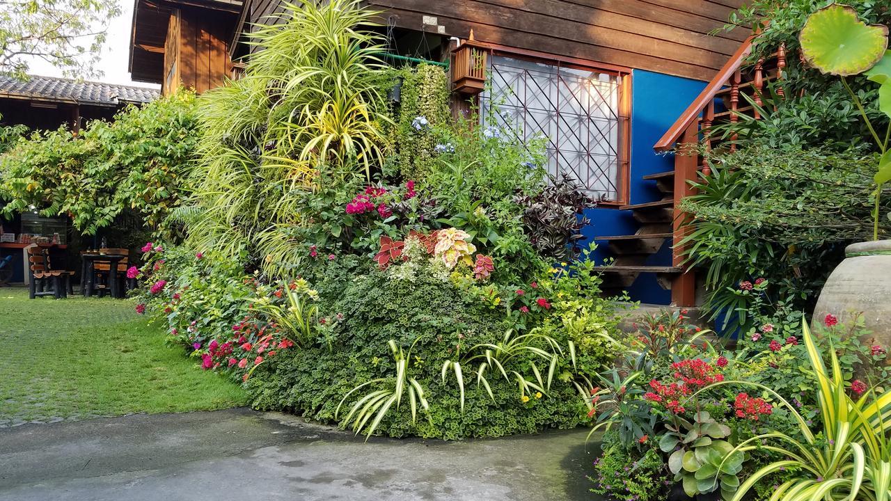 Siriwan Hostel Chiang Mai Extérieur photo