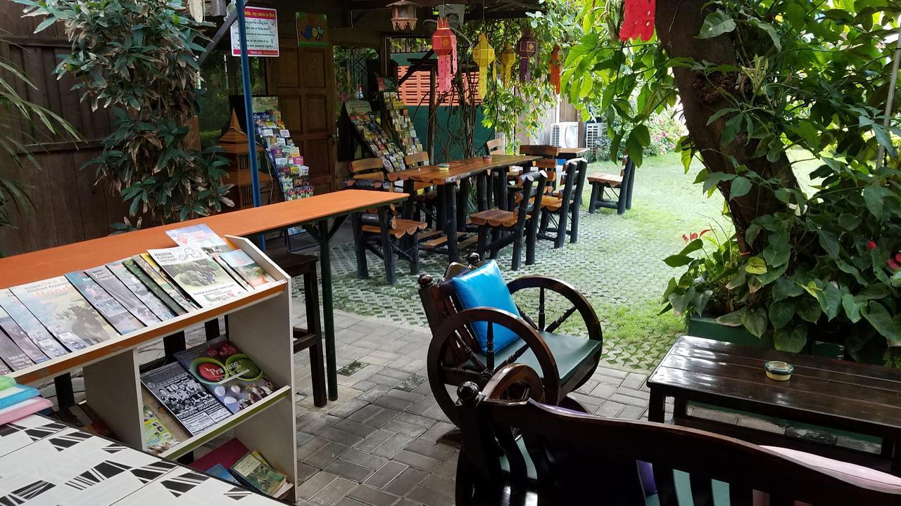 Siriwan Hostel Chiang Mai Extérieur photo